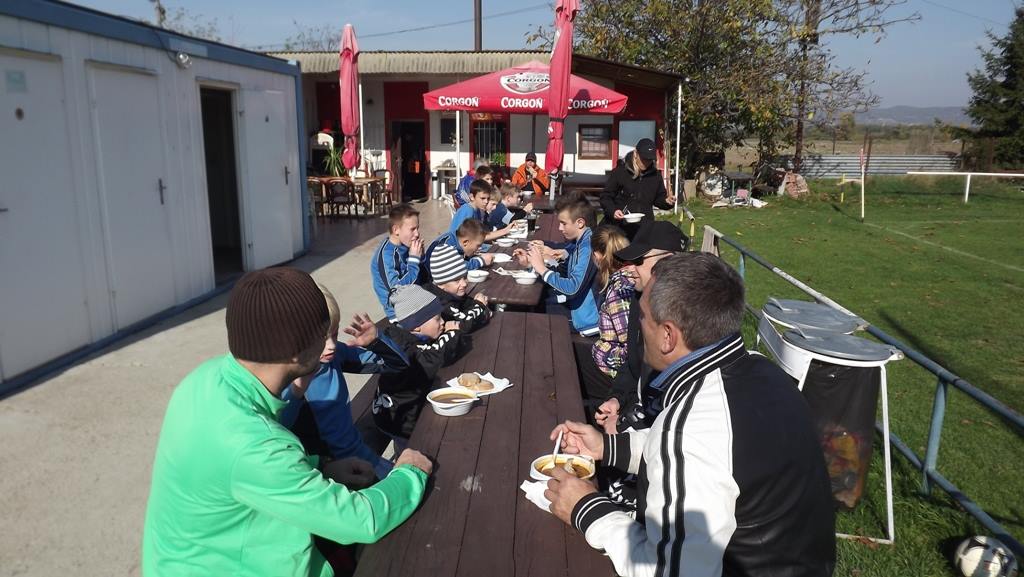 1403436_1432475140300268_336780359_o